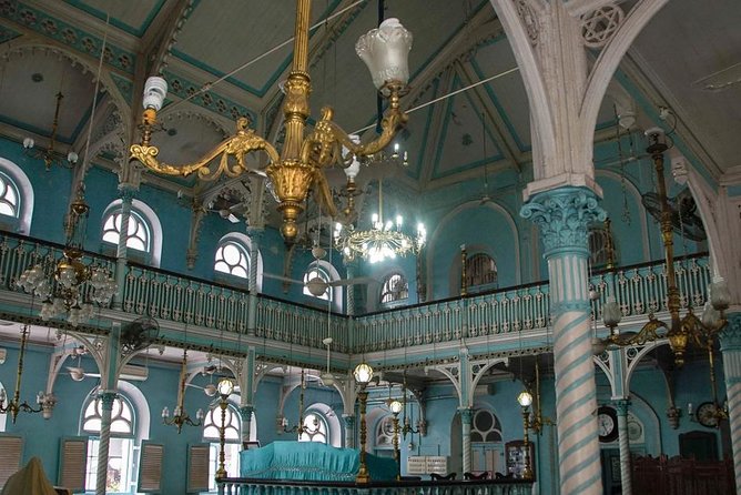 Private Mumbai Jewish Heritage Tour: Baghdadi & Bene Israel - David Sassoon Library in Kalaghoda