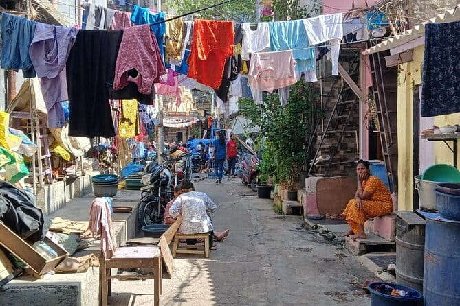 Private Mumbai Sightseeing Tour with Pickup, Car & Guide - Why Dharavi gives this tour its purpose