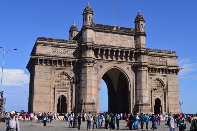 Private Mumbai Sightseeing Tour with Pickup, Car & Guide - Gateway of India and the waterfront