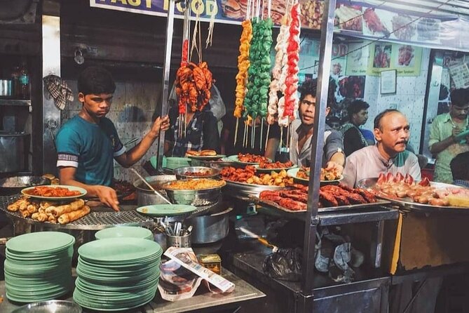 Private Street Food Tour with Mumbai Sightseeing Tour including AC vehicles - Key points to know before booking