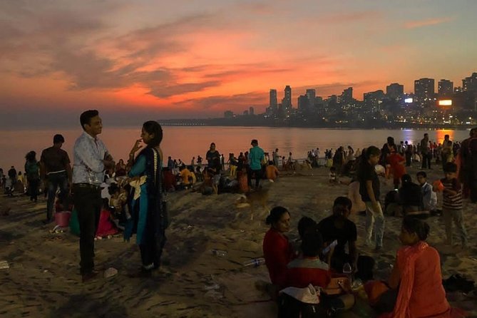 Private Street Food Tour with Mumbai Sightseeing Tour including AC vehicles - Who should book this evening food tour?