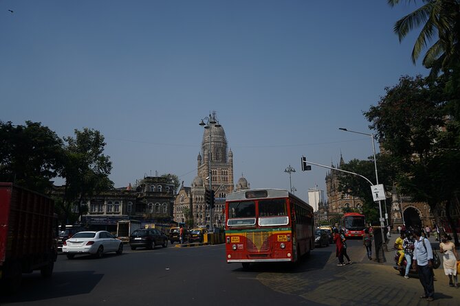 Private Tour in Mumbai Slum with Sightseeing - Why the Private Vehicle Matters in Mumbai