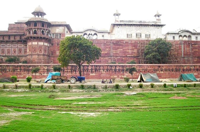 Same Day Tour from Mumbai to Taj Mahal and Agra With Flights - Three hours at the Taj Mahal