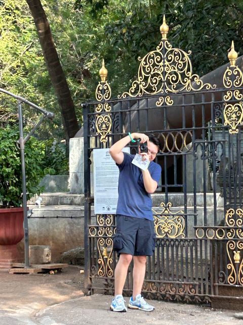 South Bombay Live Walking Tour - What Ali and Nisar add to the walk