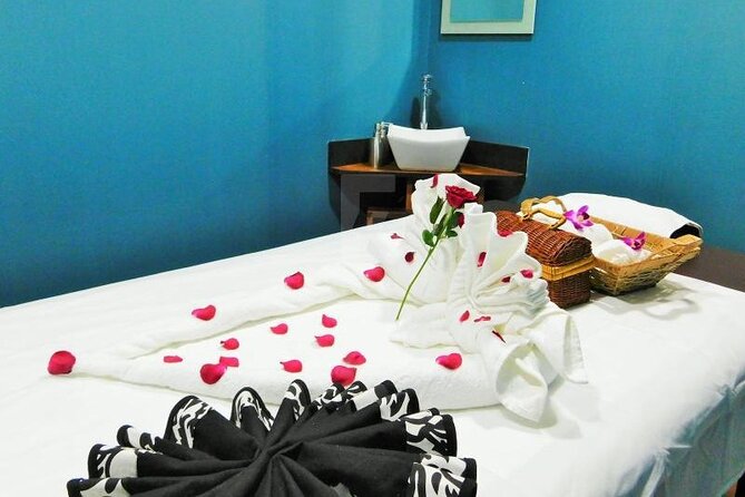 Swedish Massage in Thane with Steam - Warm towels, shower access, and the final reset