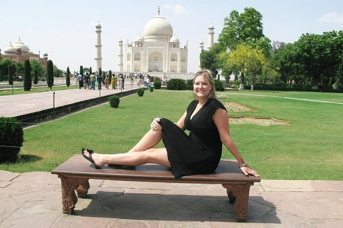 Taj Mahal Day Trip Including Same Day Flights from Mumbai - What to check before you commit
