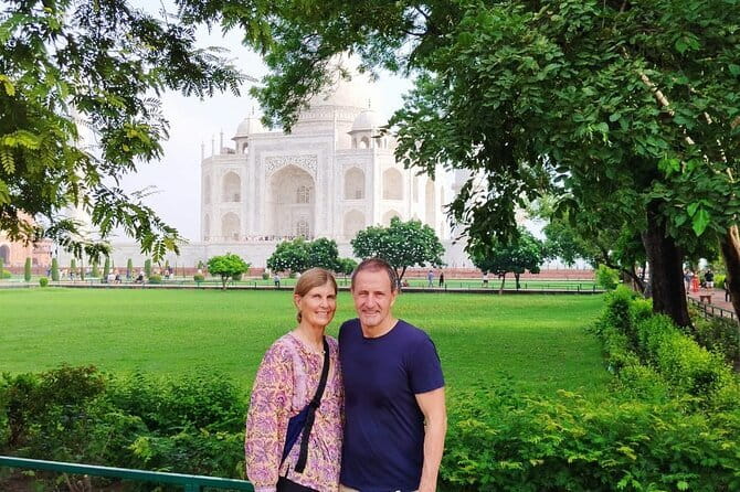 Taj Mahal Tour From Cruise Port, Mumbai, Cochin and Goa - Day one: from the ship to Agra