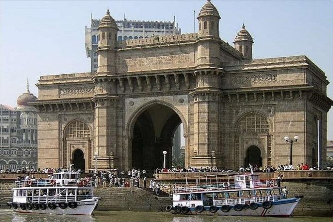 The Mumbai by Dawn Early Morning Tour - Dadar Market at the start of its day