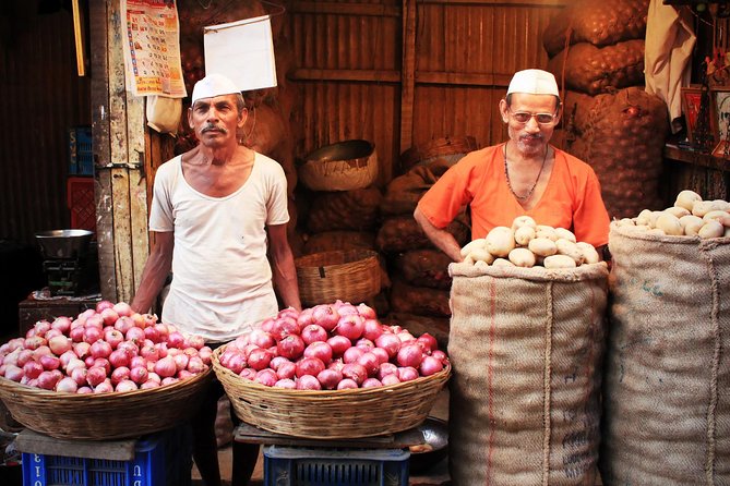The Original Mumbai by Dawn - Recommended by Nigella Lawson & Nat Geo Traveller! - Sassoon Dock brings you close to the catch