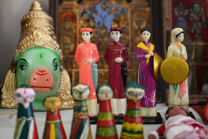 Traditional Indian Immersive Cultural Experience - A private collection in the heart of Worli