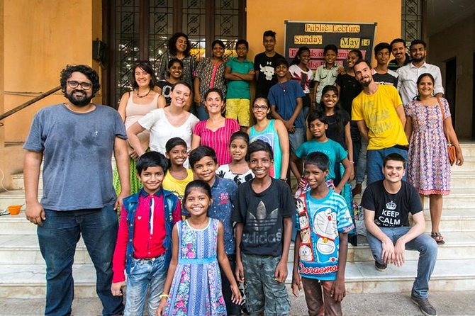 Ultimate Mumbai Full Day: Sights, Bollywood Dance, Lunch & Spices - Churchgate and the dabbawala story