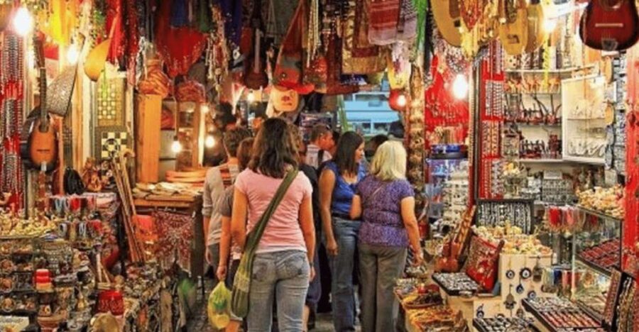 Vibrant Markets of Mumbai (2 Hours Guided Walking Tour) - Starting at BAPS Shri Swaminarayan Mandir