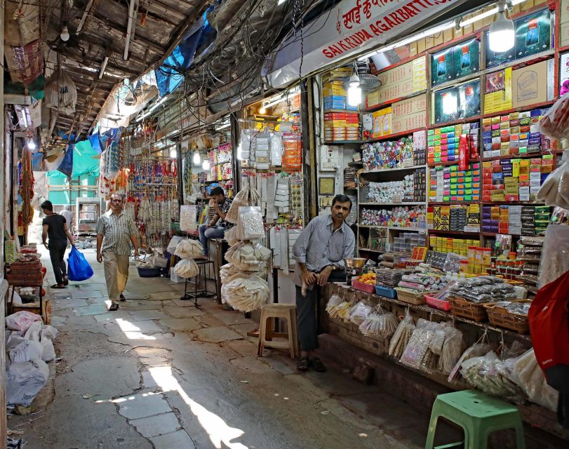 Vibrant Markets of Mumbai (2 Hours Guided Walking Tour) - What $14 gets you